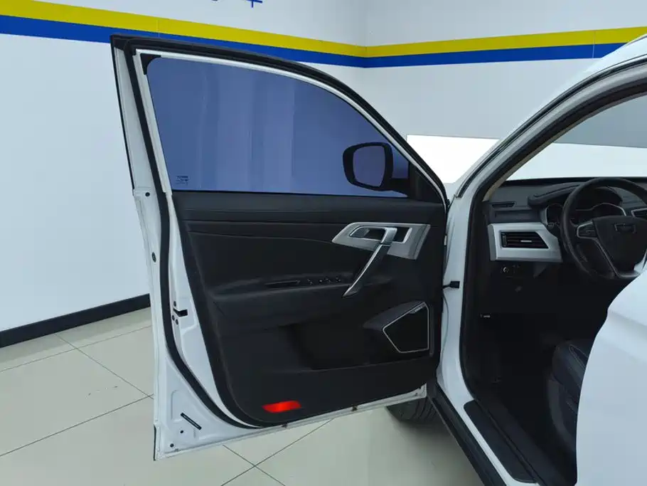 Geely Boyue — миниатюра 7