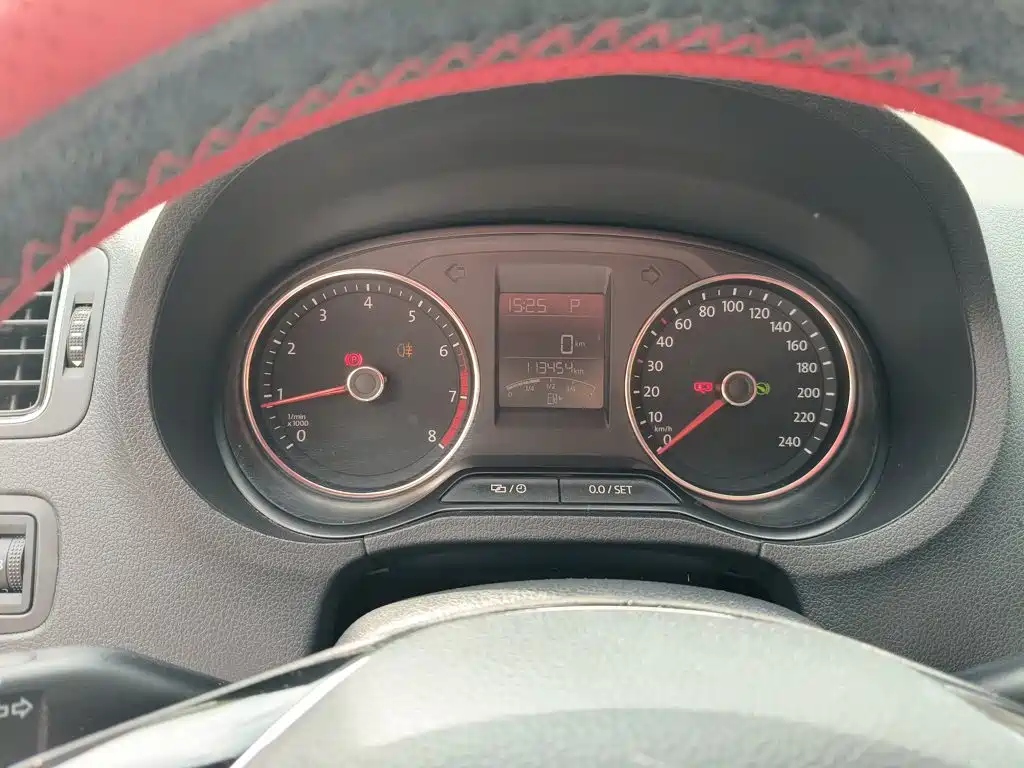 Volkswagen Polo — миниатюра 8
