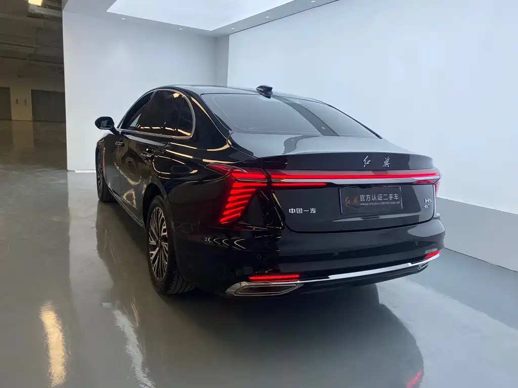 Hongqi Hongqi H5 — миниатюра 15