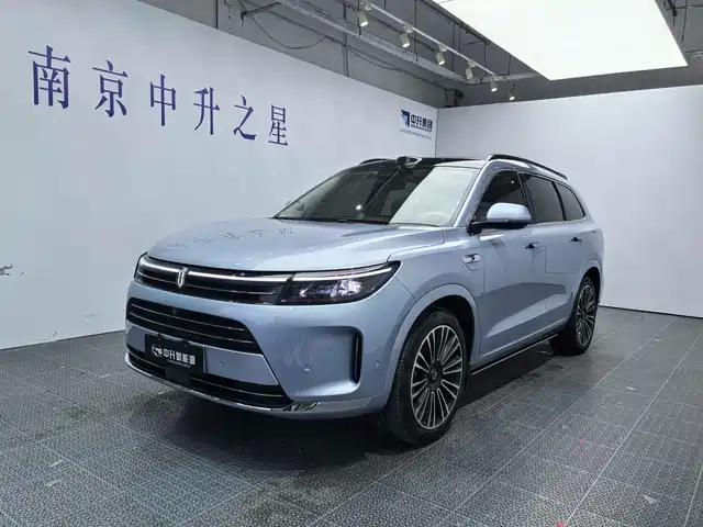 HONGMENG ZHIXING ASK THE WORLD M7 2024