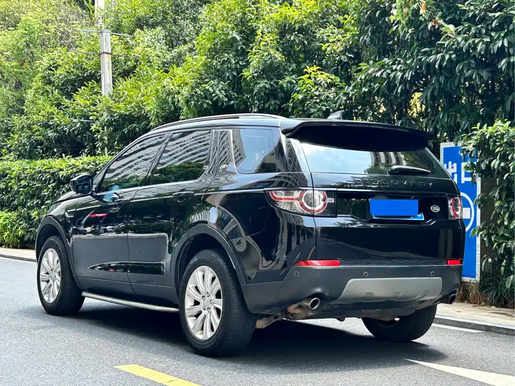 Land Rover Discovery Sport — миниатюра 4