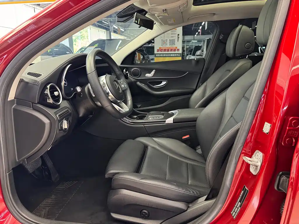 Mercedes-Benz C-Class — миниатюра 5