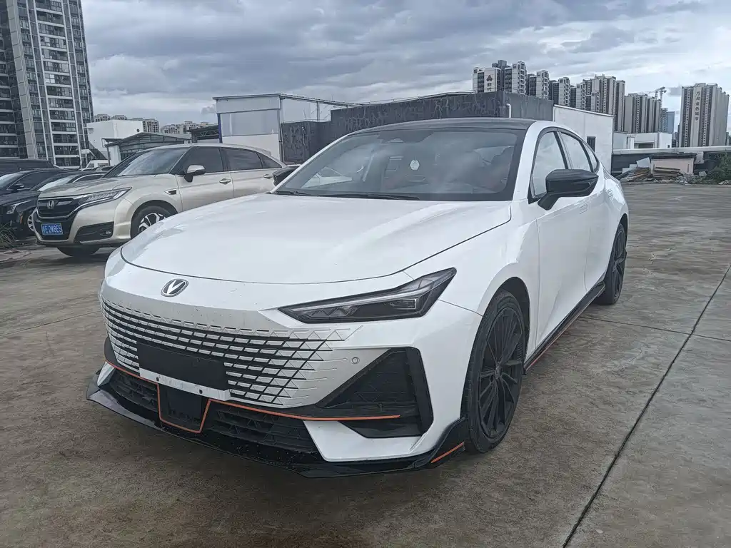 Changan UNI-V 2023