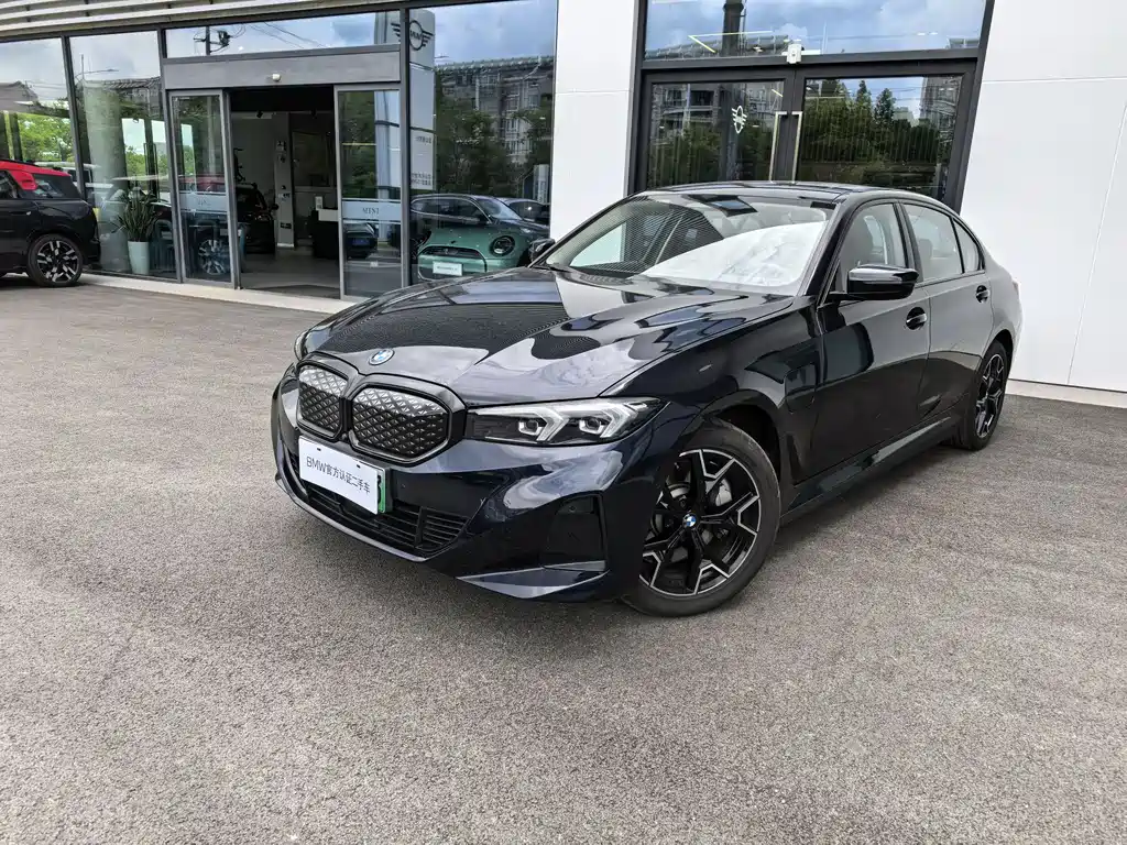 BMW i3 2024