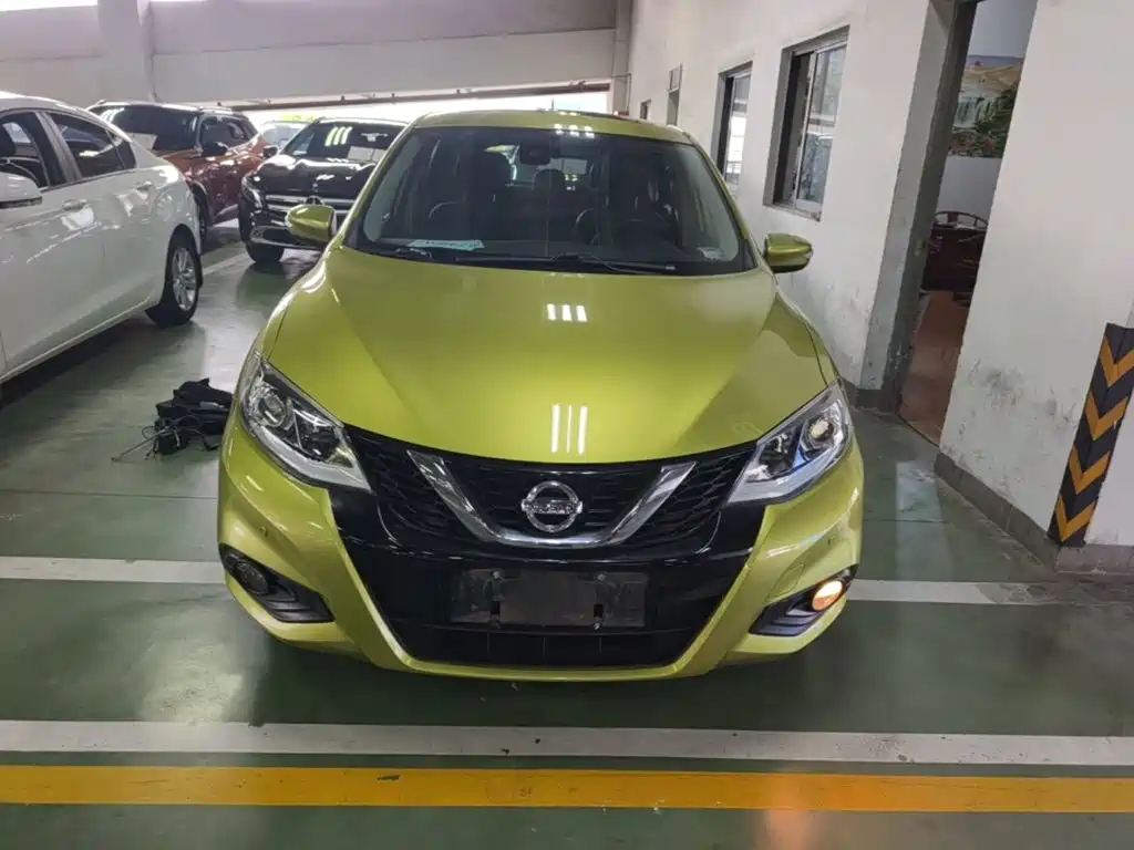 Nissan Tiida — миниатюра 3