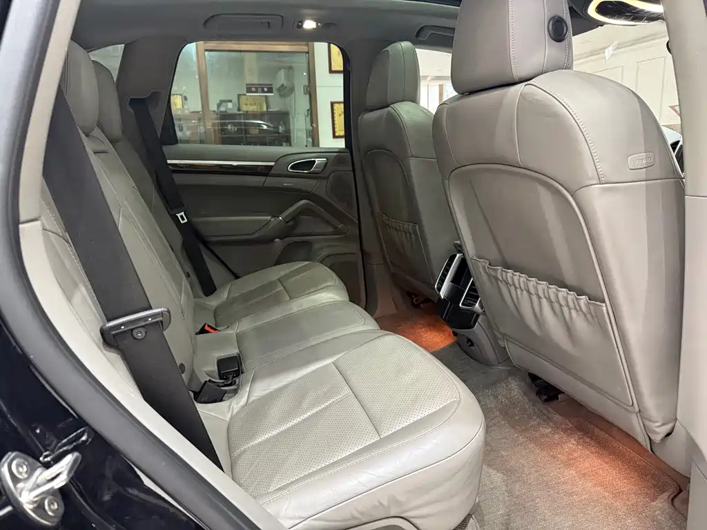 Porsche Cayenne 2011 Cayenne 3.0T