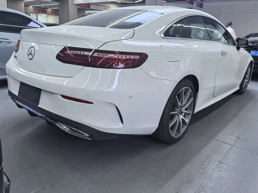 Mercedes-Benz E-Class (Import) — миниатюра 18