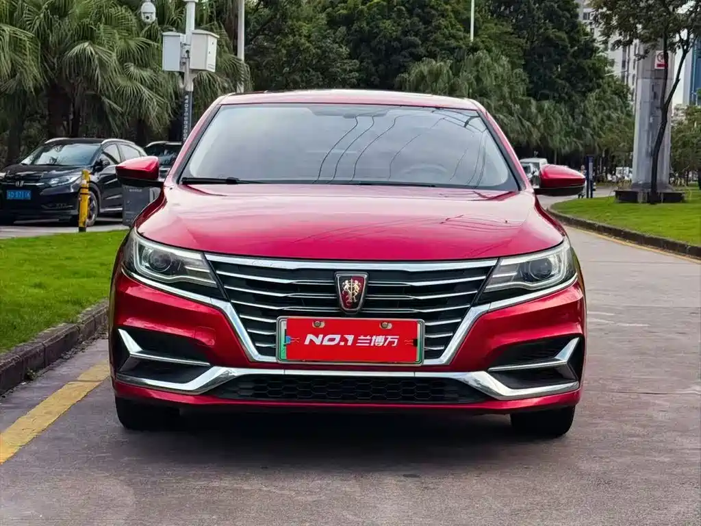 Roewe i6 New Energy — миниатюра 2