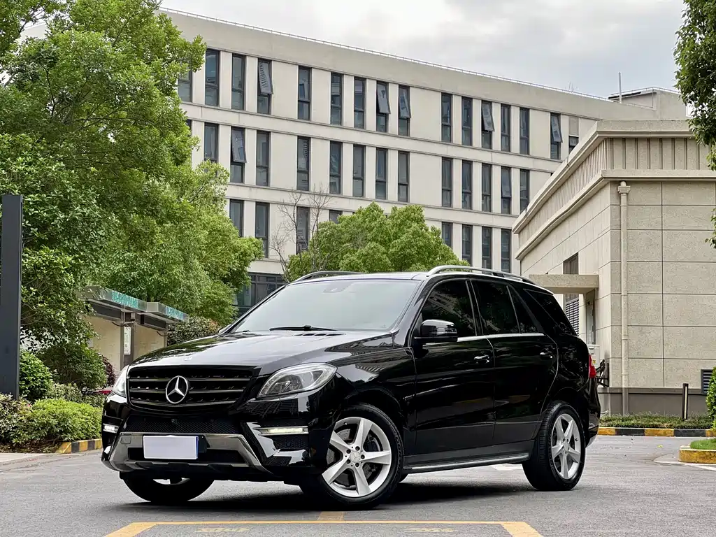 Mercedes-Benz M-Class 2013