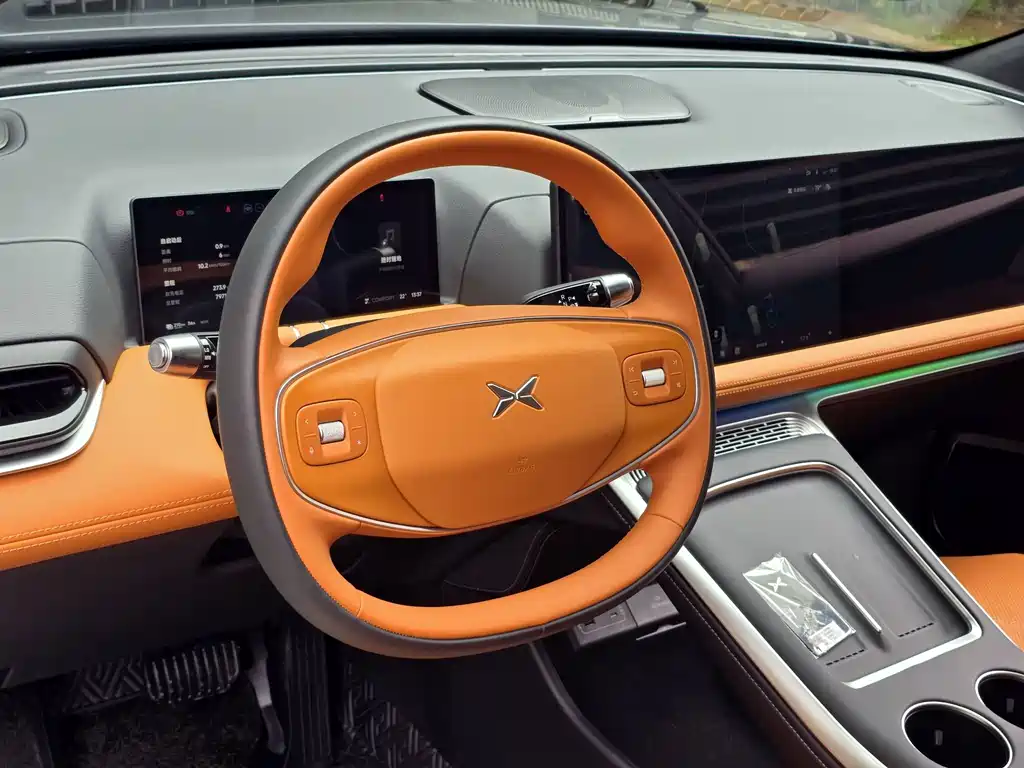 XPeng G9 — миниатюра 12