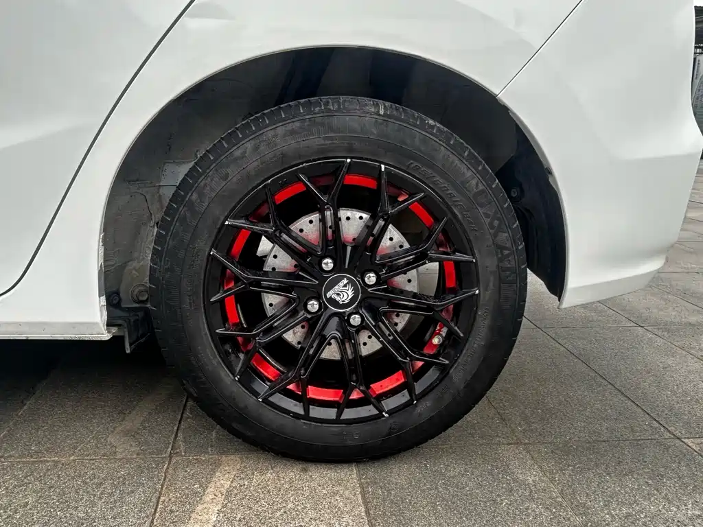 Honda Fit — миниатюра 11