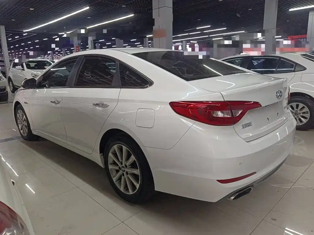 Hyundai Sonata — миниатюра 5