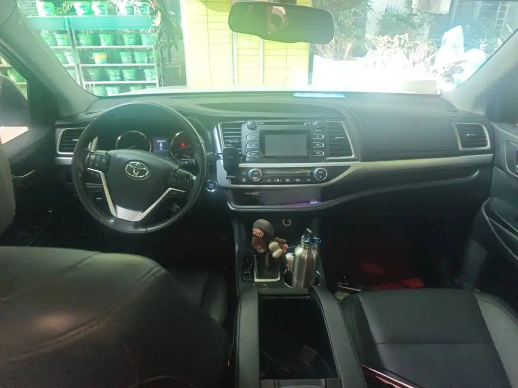 Toyota Highlander — миниатюра 13