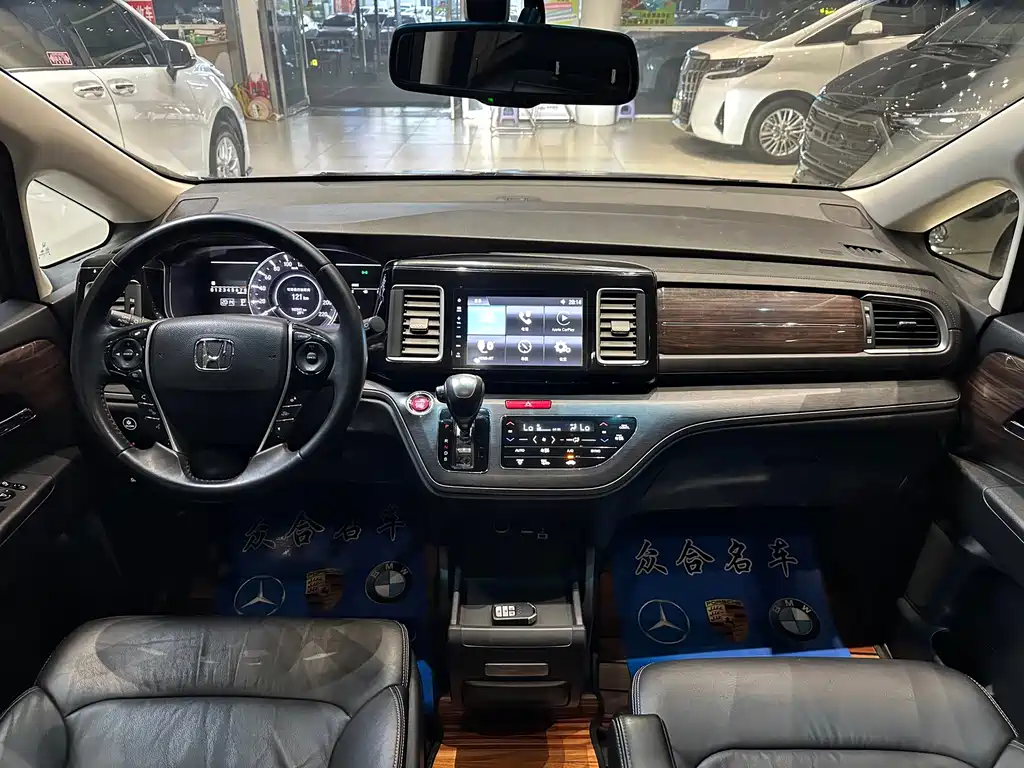 Honda Elysion — миниатюра 10