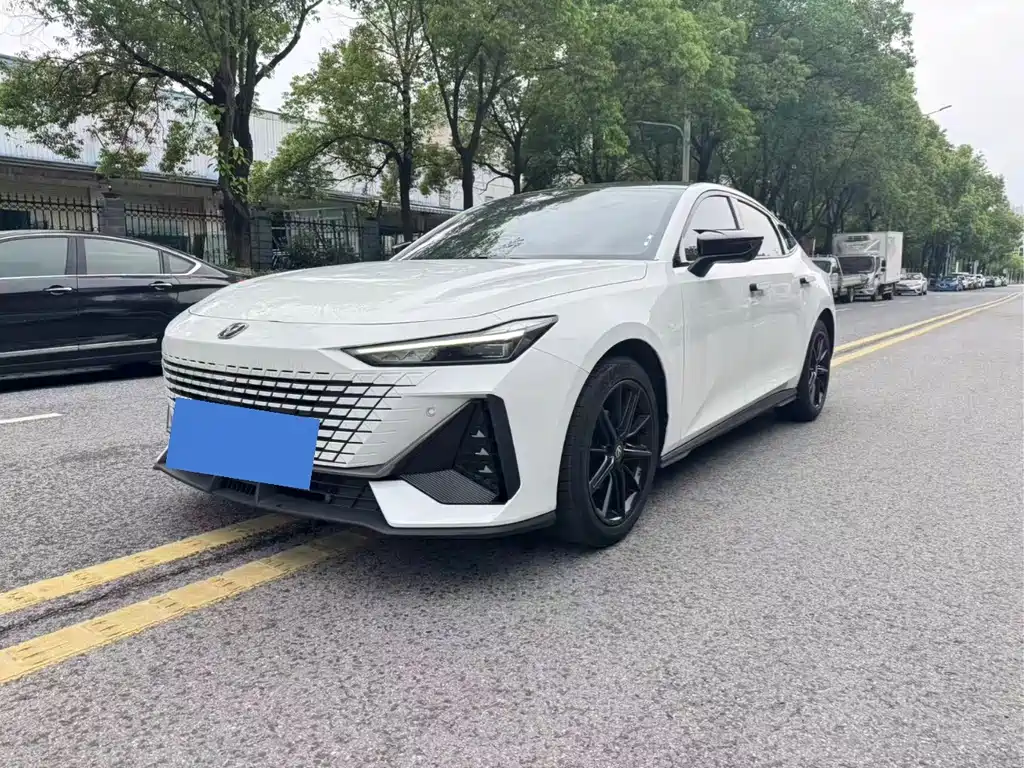 Changan UNI-V 2023