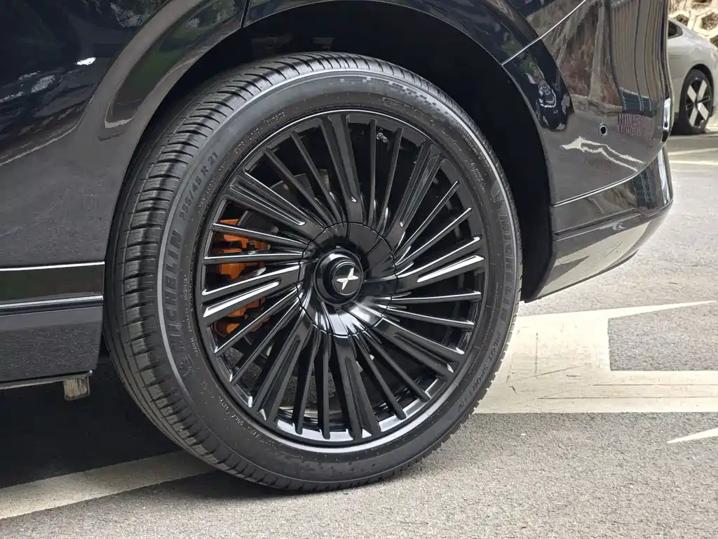 XPeng G9 — миниатюра 10