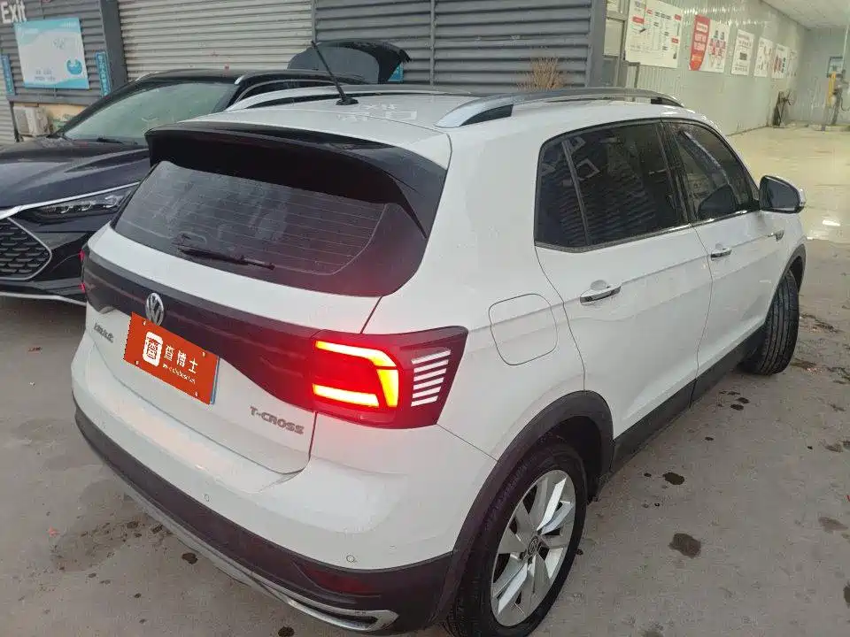 Volkswagen T-Cross — миниатюра 4