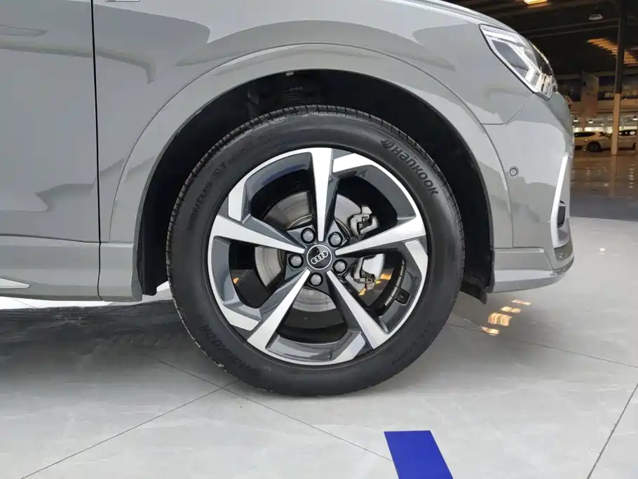 Audi Q3 — миниатюра 6