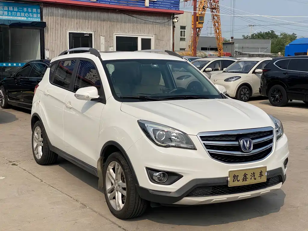 CHANGAN CS35