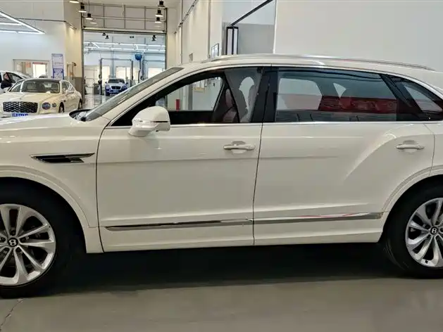 Bentley Bentayga 2024 4.0T V8