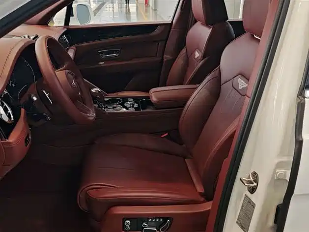 Bentley Bentayga 2024 4.0T V8