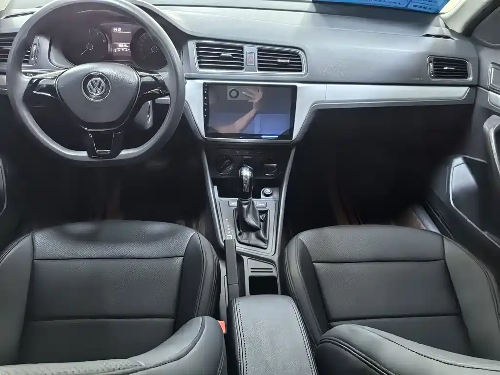 Volkswagen Lavida — миниатюра 8