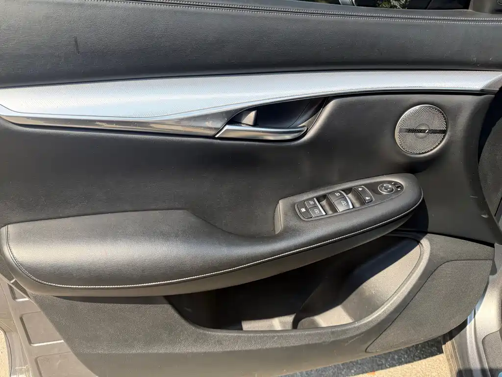 Infiniti QX50 — миниатюра 9