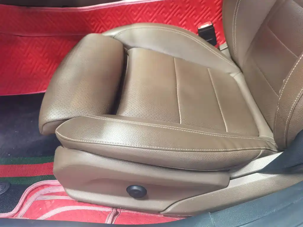Mercedes-Benz E-Class — миниатюра 15