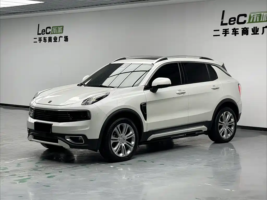 Lynk & Co 01 2020