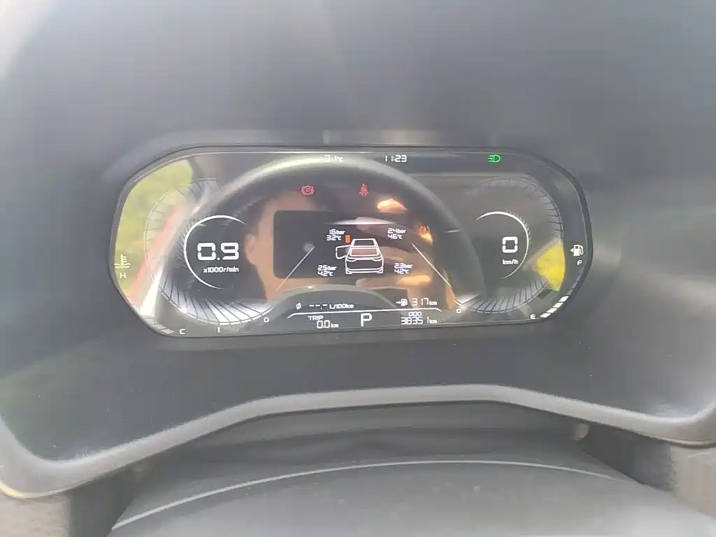 Geely Emgrand — миниатюра 12