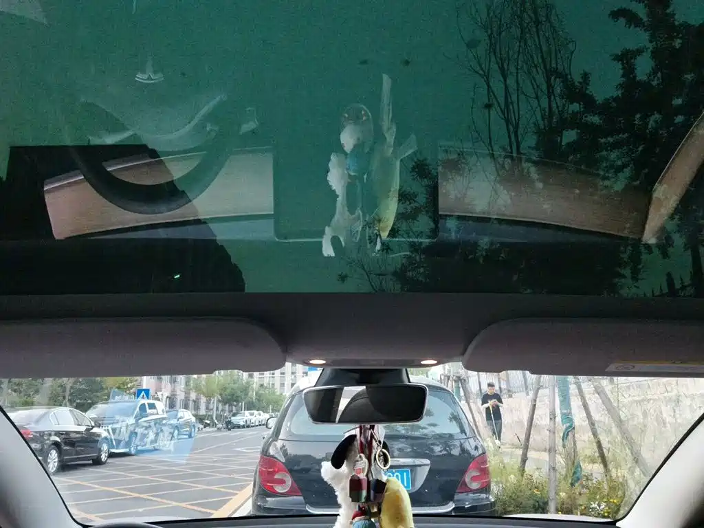 Tesla Model 3 — миниатюра 9