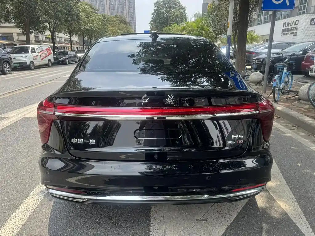Hongqi Hongqi H5 — миниатюра 14