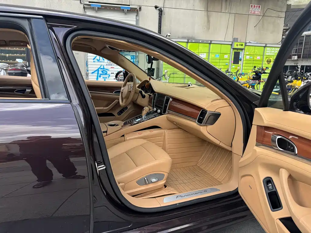 Porsche Panamera — миниатюра 7