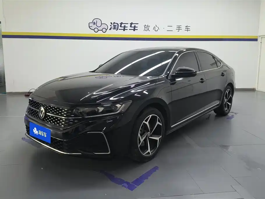 Volkswagen Passat 2024
