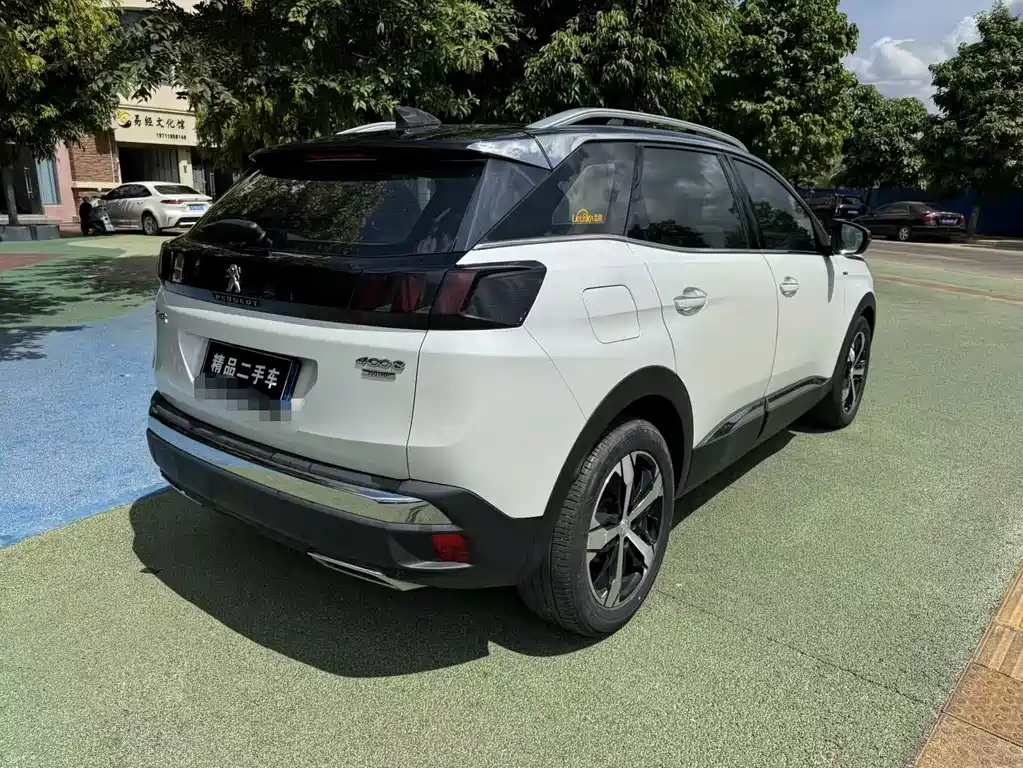 Peugeot 4008 — миниатюра 4