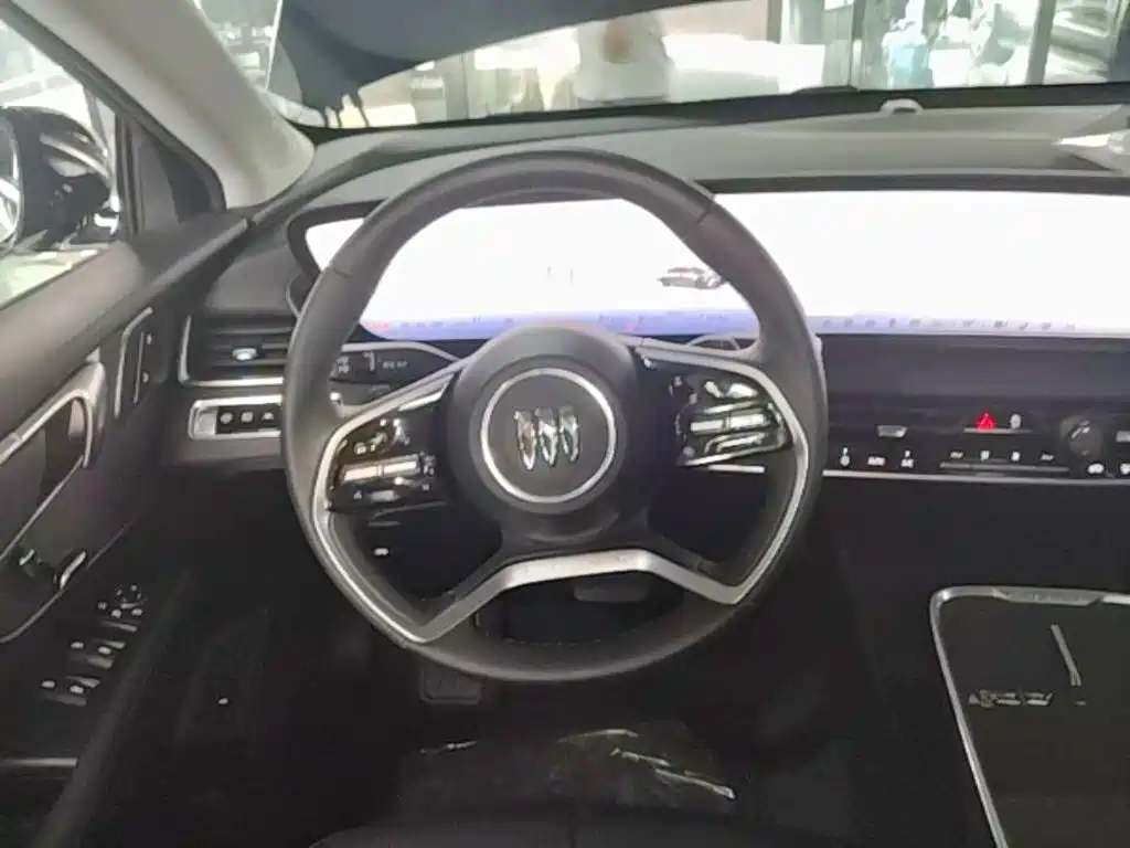 Buick LaCrosse — миниатюра 11