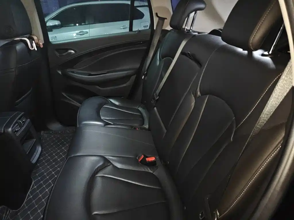 Buick Envision Plus — миниатюра 15