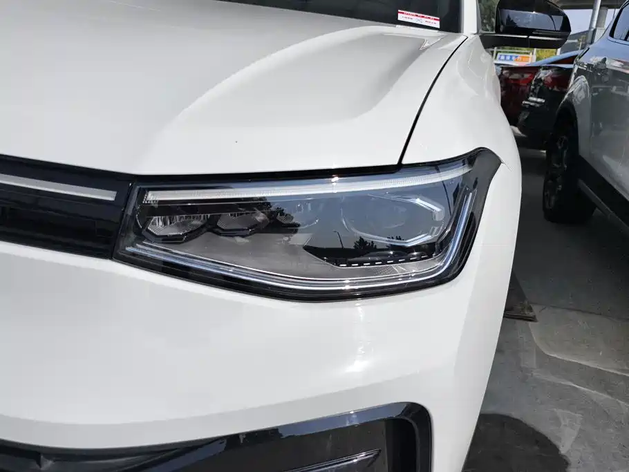Volkswagen Tharu — миниатюра 5