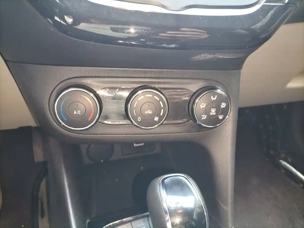 Buick Excelle — миниатюра 9