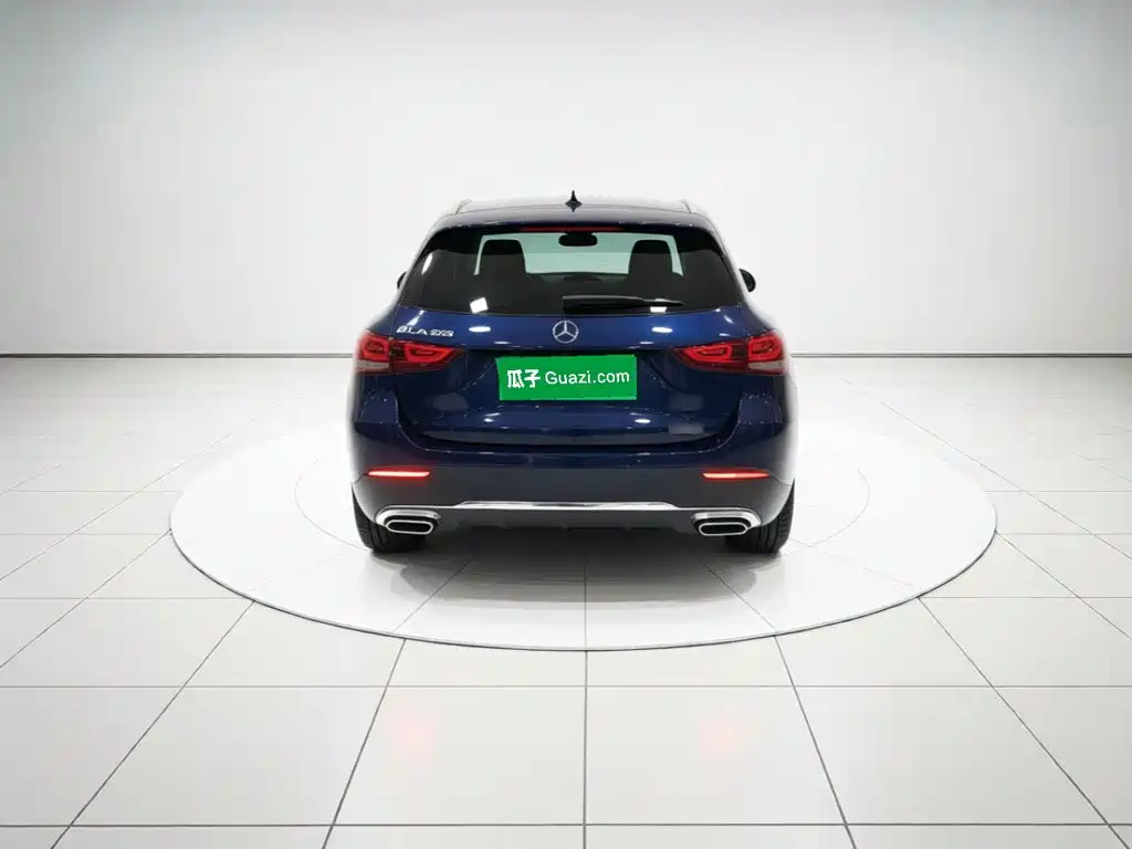 Mercedes-Benz GLA — миниатюра 3