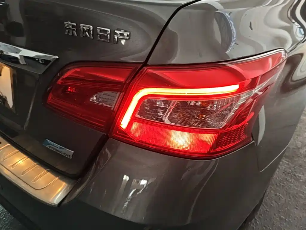 Nissan Sylphy — миниатюра 8