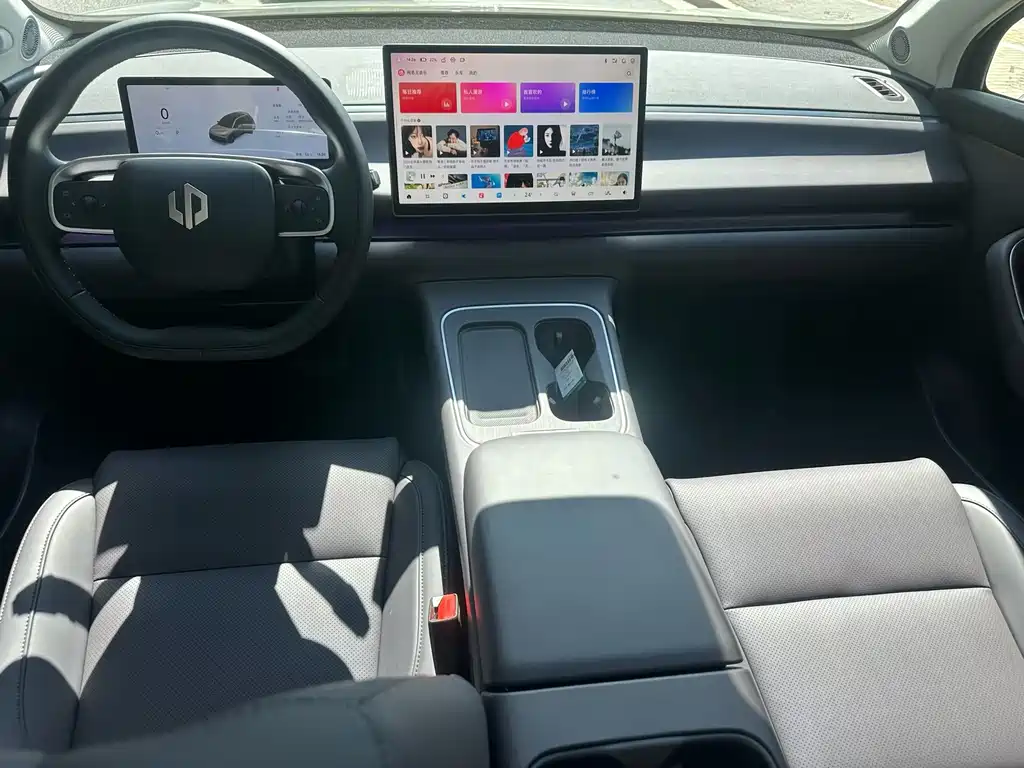Leapmotor Leapmotor C10 — миниатюра 6