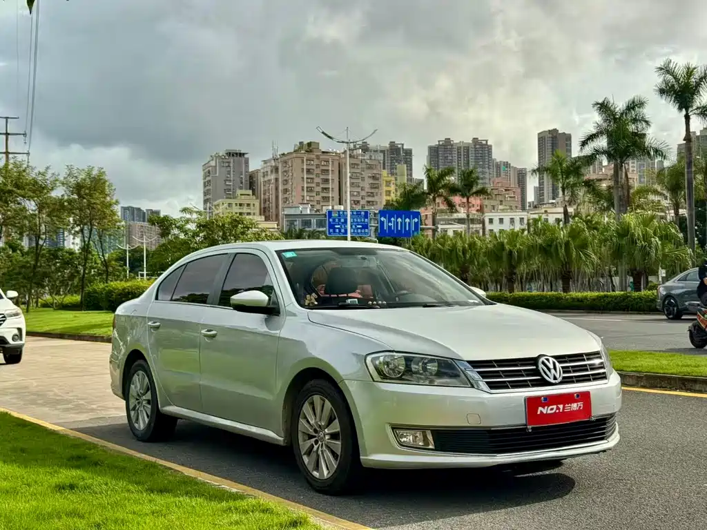 Volkswagen Lavida — миниатюра 6