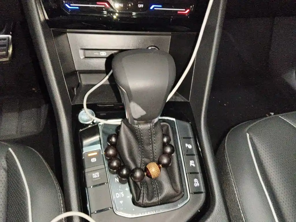 Volkswagen Tiguan L — миниатюра 7