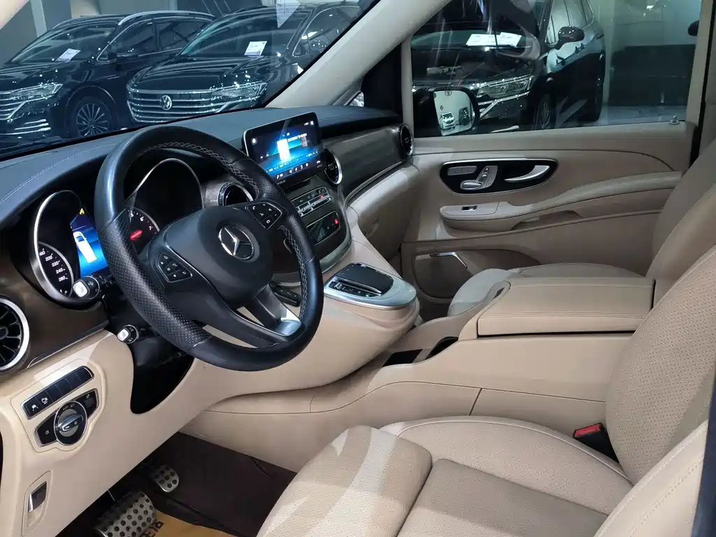 Mercedes-Benz V-Class — миниатюра 4