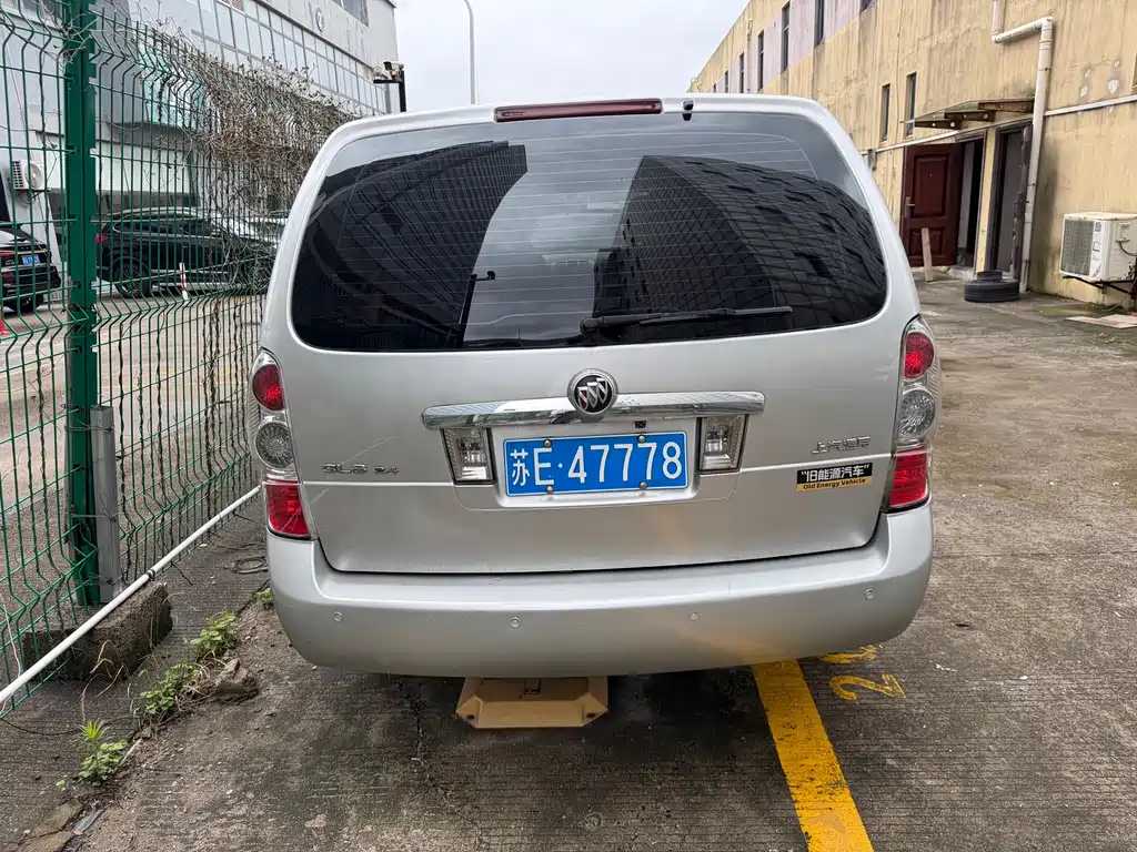 Buick GL8 2014 2.4L