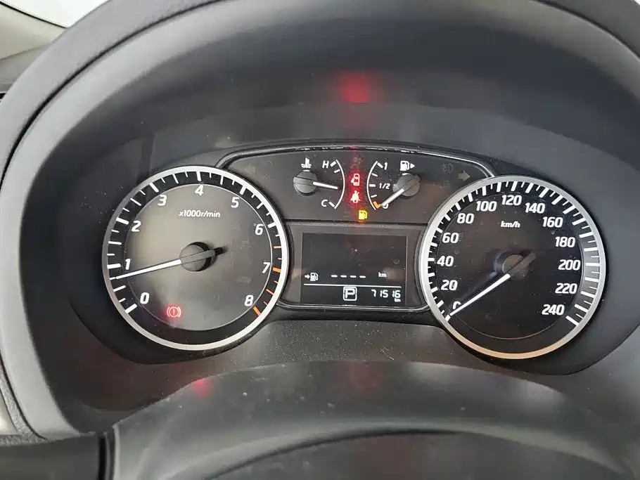 Nissan Sylphy — миниатюра 14