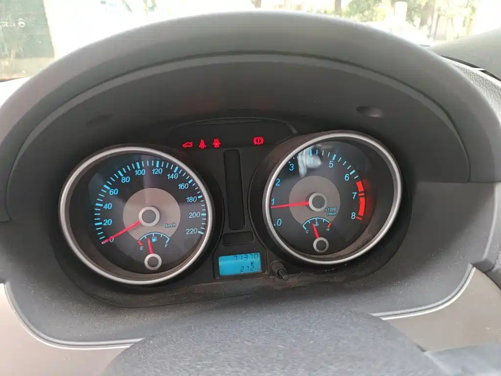 Buick Excelle — миниатюра 12