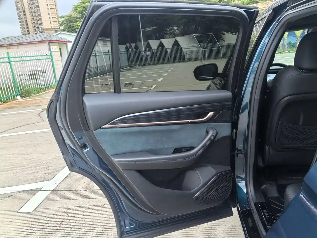 Geely Xingyue L — миниатюра 33