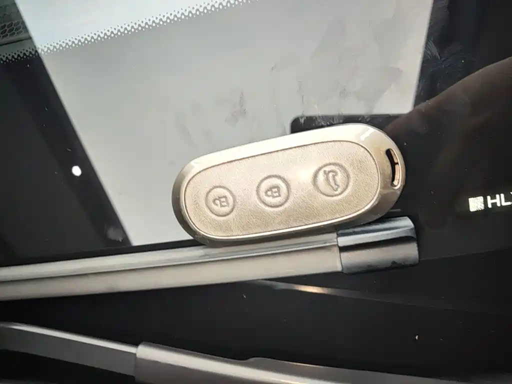 Li Auto Li L7 — миниатюра 9